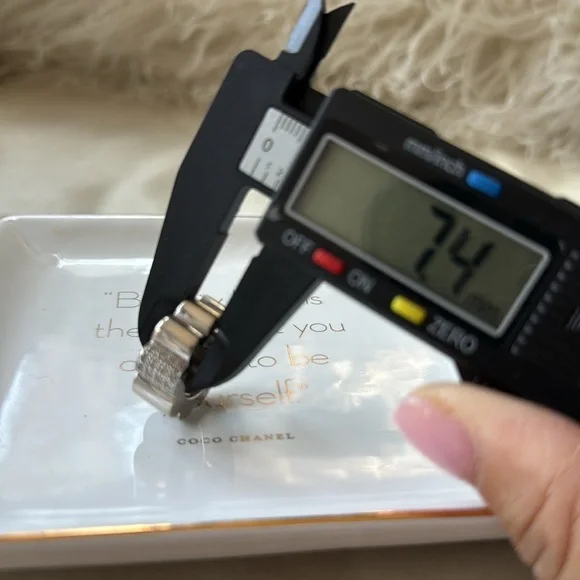 Chanel 18k Diamond Profil de Camélia Ring - Size 50 (Approx. 5 1/4) - Picture 5 of 12